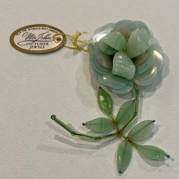 Mr. John Couturier Jewels Vintage Flower Brooch Green - Picture 1 of 9